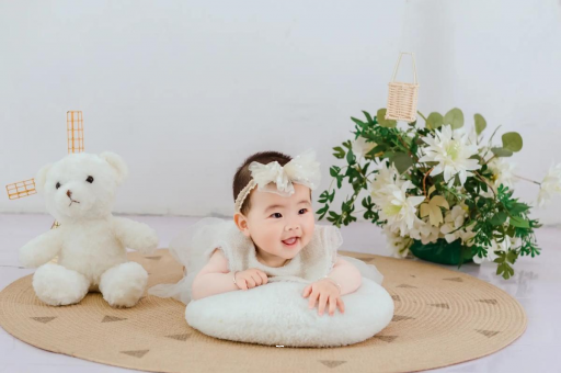 邵阳县宝宝多久会抬头